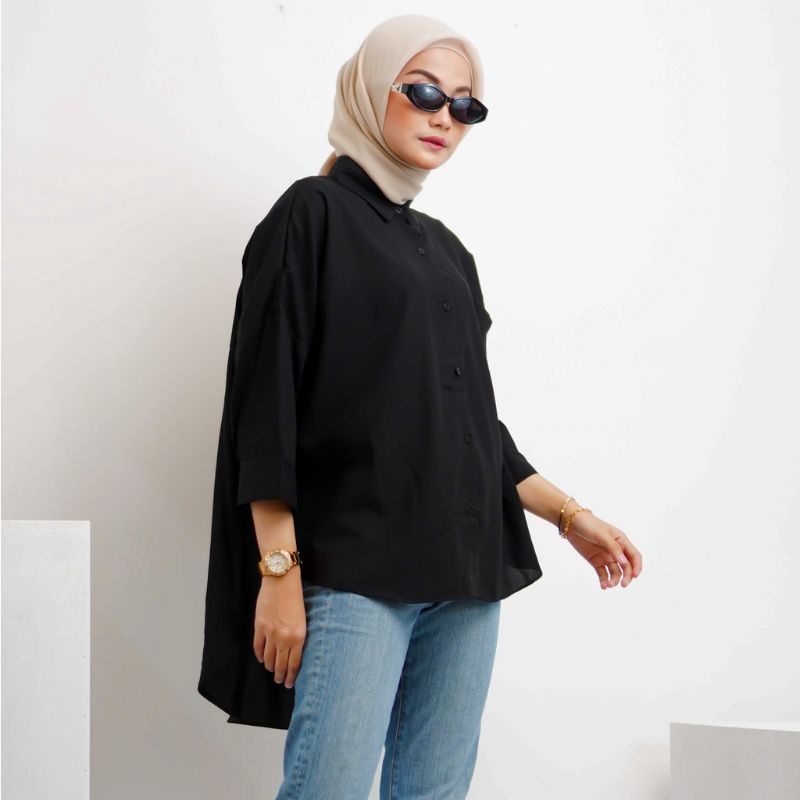 Della Kemeja Oversize Rayon Viscose