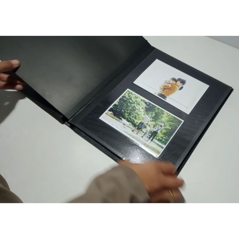 ALBUM MAGNETIC FOTO MEDIUM SHEET HITAM 3R 4R 8R 10R