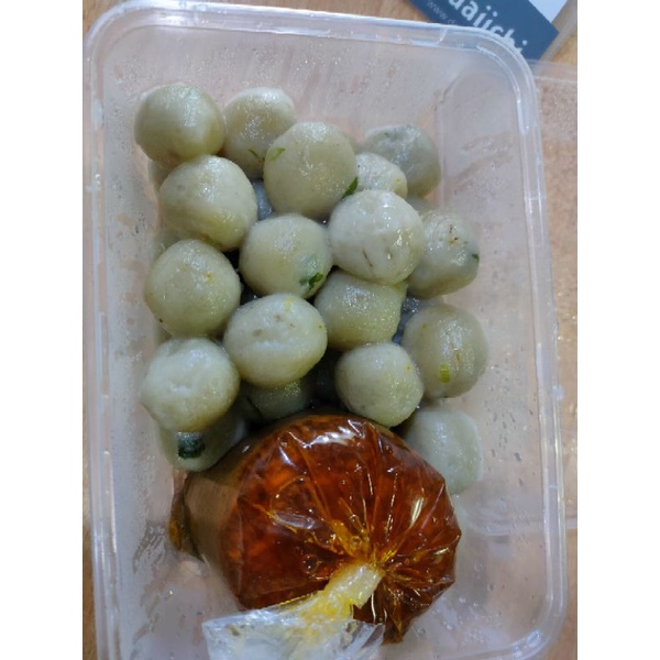 

Cilok bumbu kacang