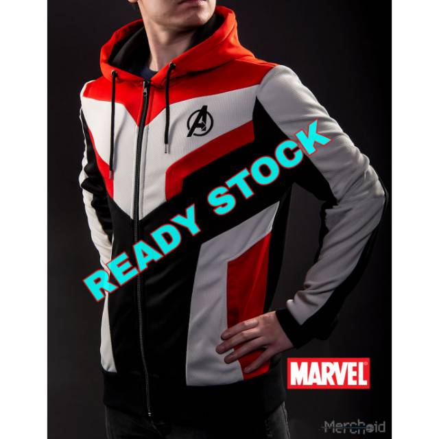 jaket quantum realm