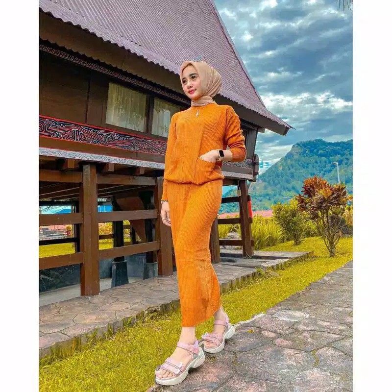 Felisa Set rajut / setelan rajut vita BY DYOURA