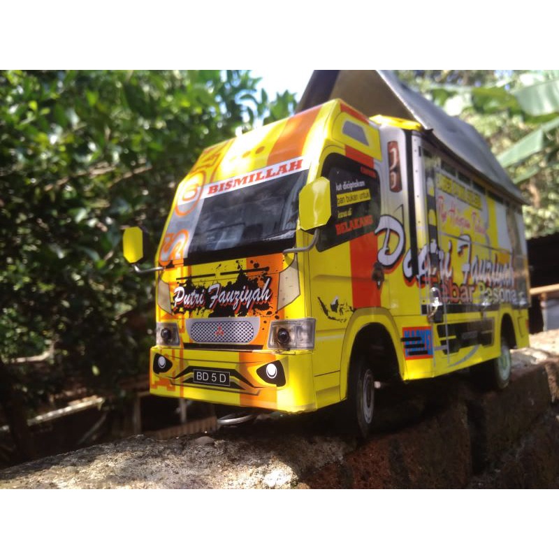 Miniatur Truk Oleng Miniatur Trek Oleng Miniatur Truck oleng