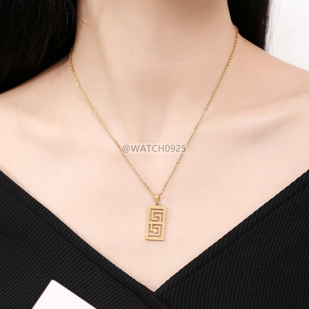 Kalung Liontin Kupu-Kupu Bahan Stainless Steel Untuk Wanita S70