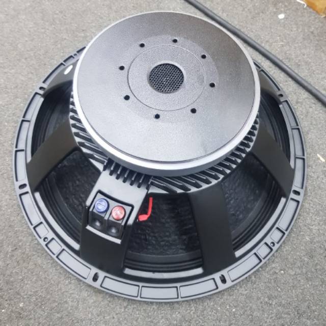 Speaker RCF 18inc 18 P400