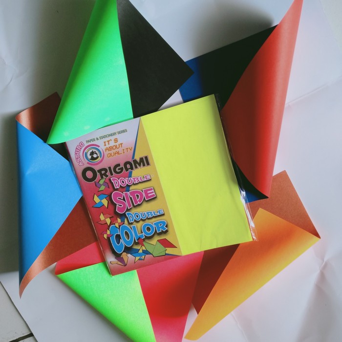 

Kertas Origami / Kertas Lipat Polos Asturo Double Side Uk. 16 x 16