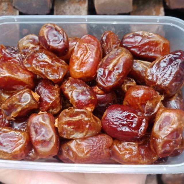 

Kurma mesir 500 gr @ 25.000