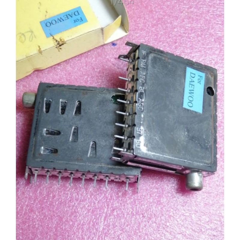 tuner tv tabung 8pin(7-1) 12v