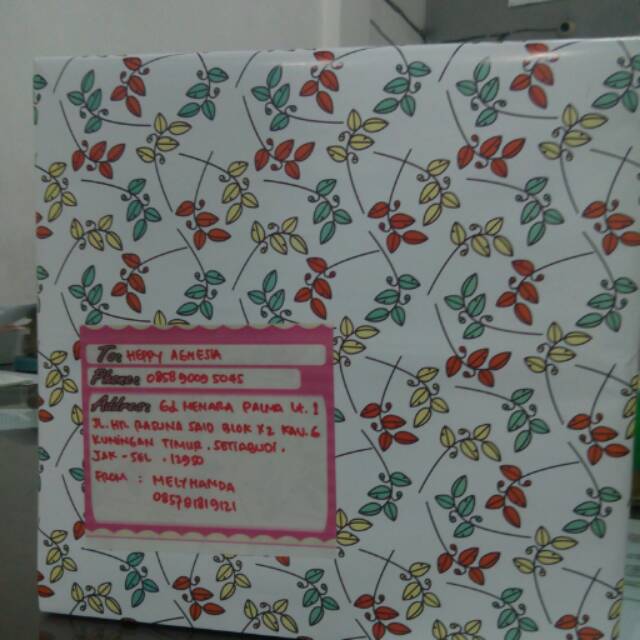 

Kertas Kado untuk packing