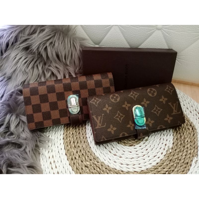 DOMPET LV LIPAT PANJANG LIDAH FREE BOX