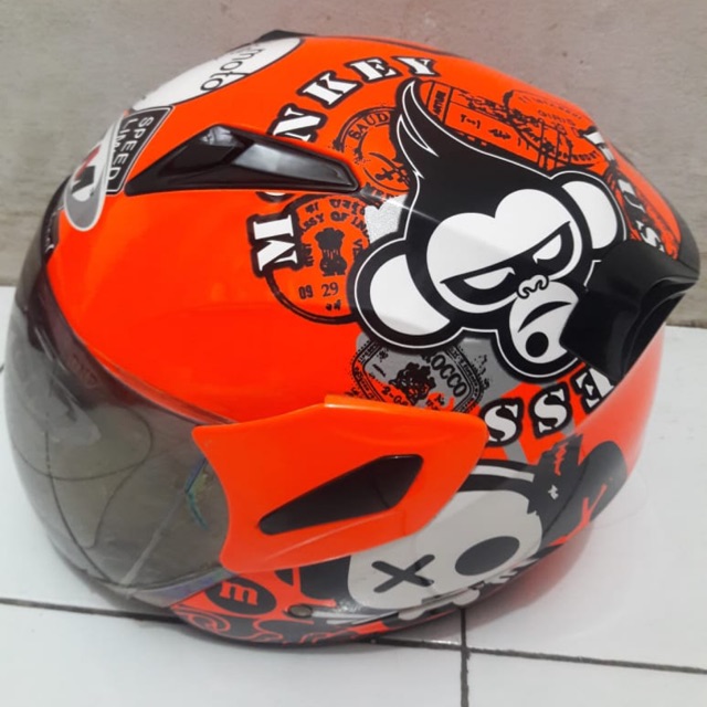 Helm GM Evolution Motif Monkey Stabilo Size M Asli Original 100%