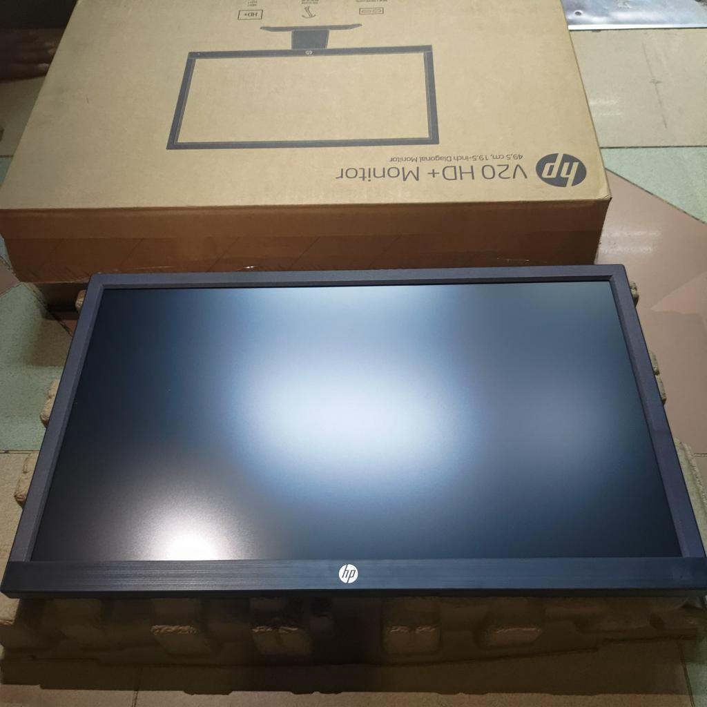 LCD LED Monitor HP V20 HD+ HDMI 19.5&quot; 20 inch