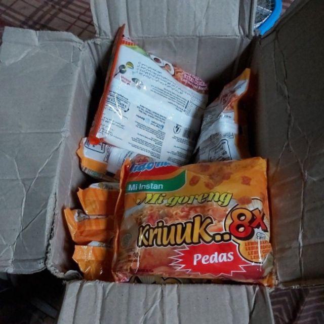 10bks Indomie mi goreng kriuk (kriuuk.. 8x gram) pedas ...