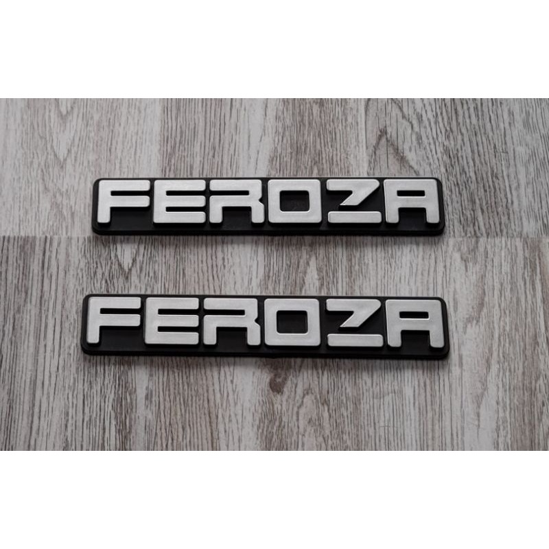 Emblem logo tulisan Daihatsu Feroza 1 set / Emblem logo Feroza set