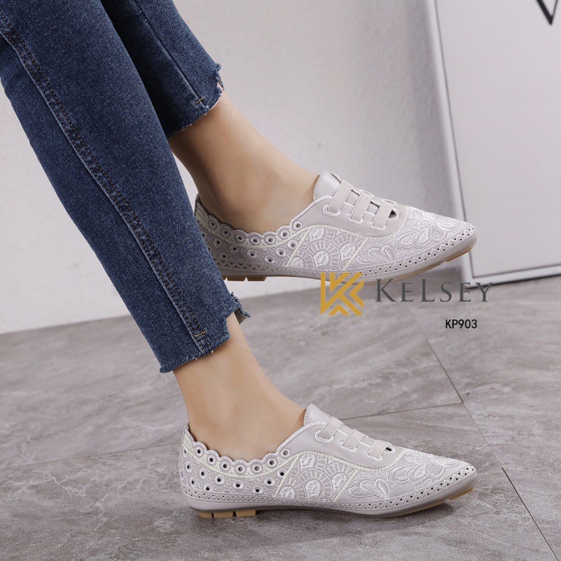 Kelsey Sepatu Slip On KP903