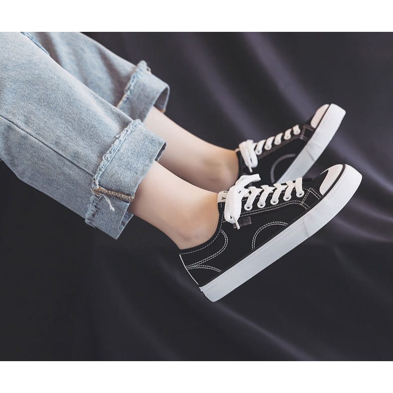 TOPGROSIR &quot;FREE BOX&quot; LV0162 Sepatu Sneakers Wanita Import Terbaru Motif YOBO Bahan Kanvas