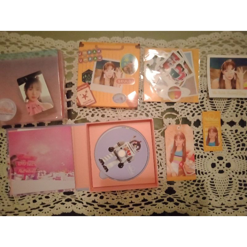 Red Velvet ReVe Festival Day 2 Seulgi travel kit Wendy PC.