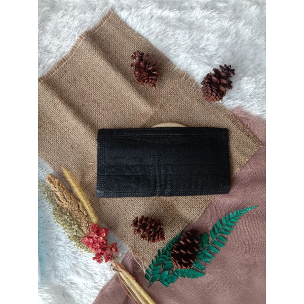 Masker Hijab Hitam