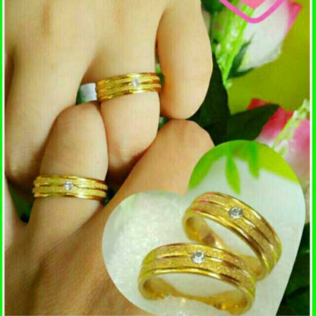 cincin titanium pasir emas