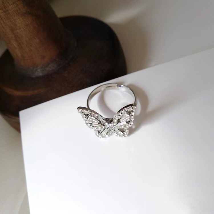 Butterfly Cincin Model Terbuka Bentuk Kupu-Kupu Aksen Zircon