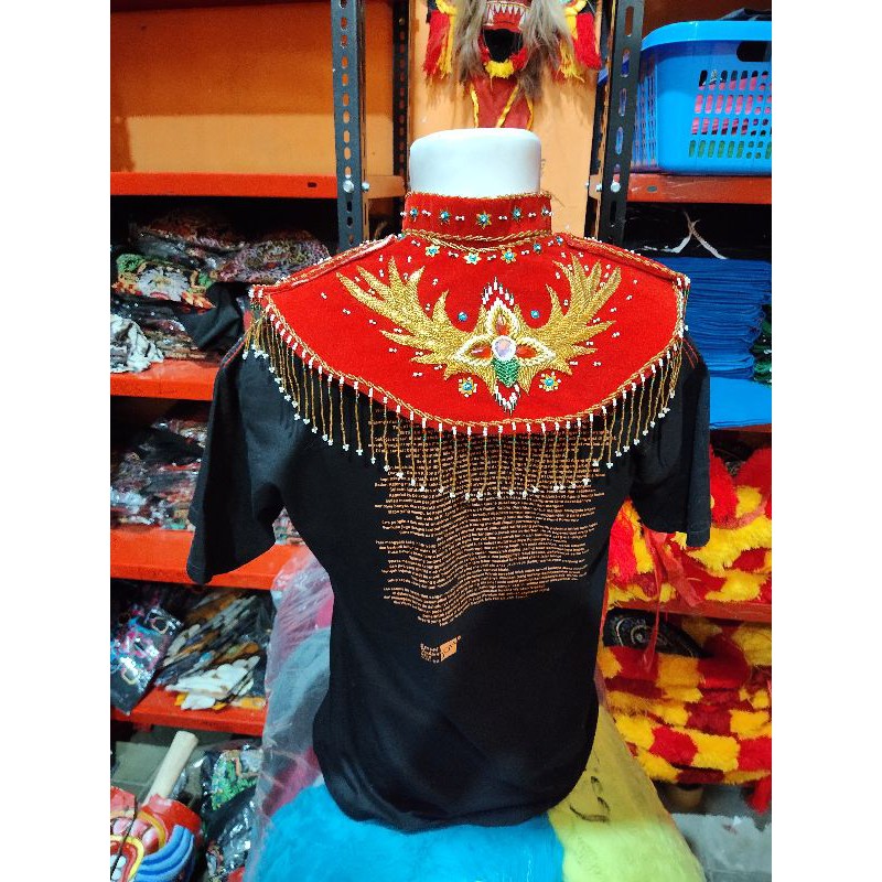 sempyok / kace merah / kace / baju barongan / jatilan / ganongan / pecut / pecut bopo / kepang / sh