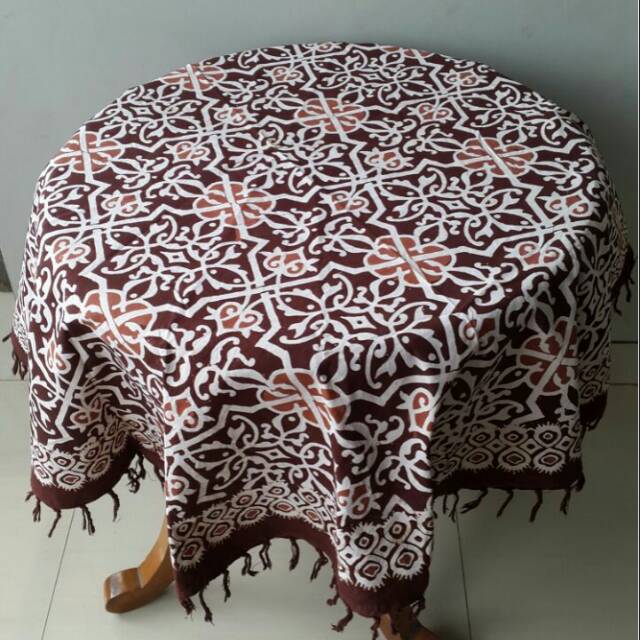 Taplak meja tamu bulat ( batik cap )