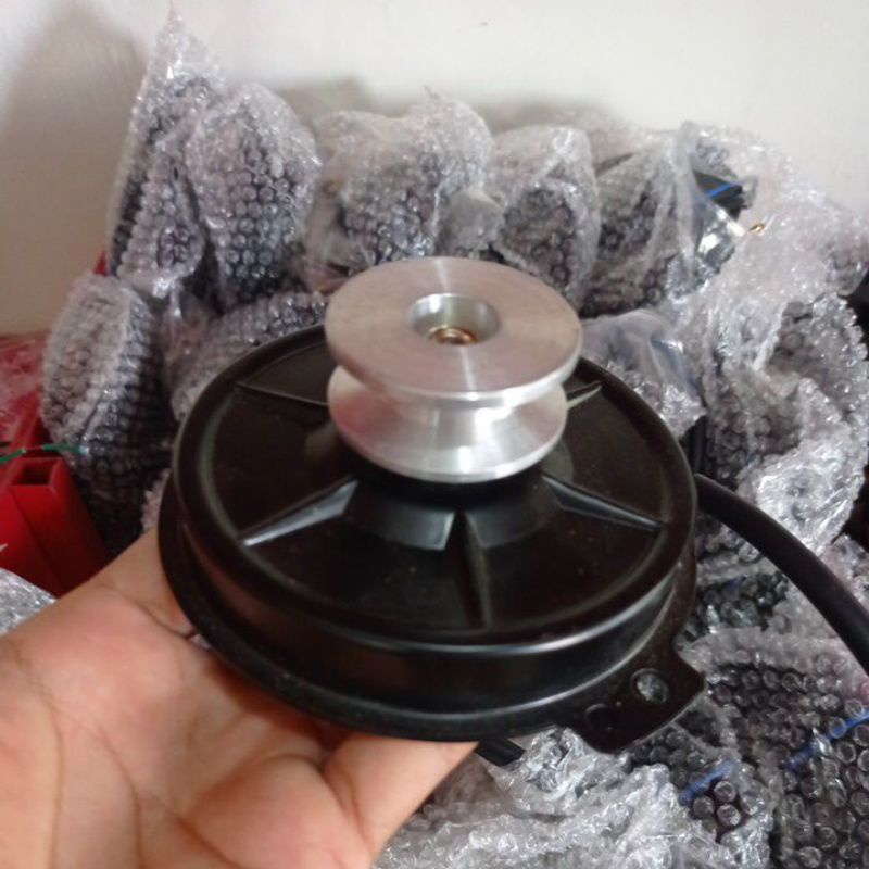 dinamo dc arumanis dan pully