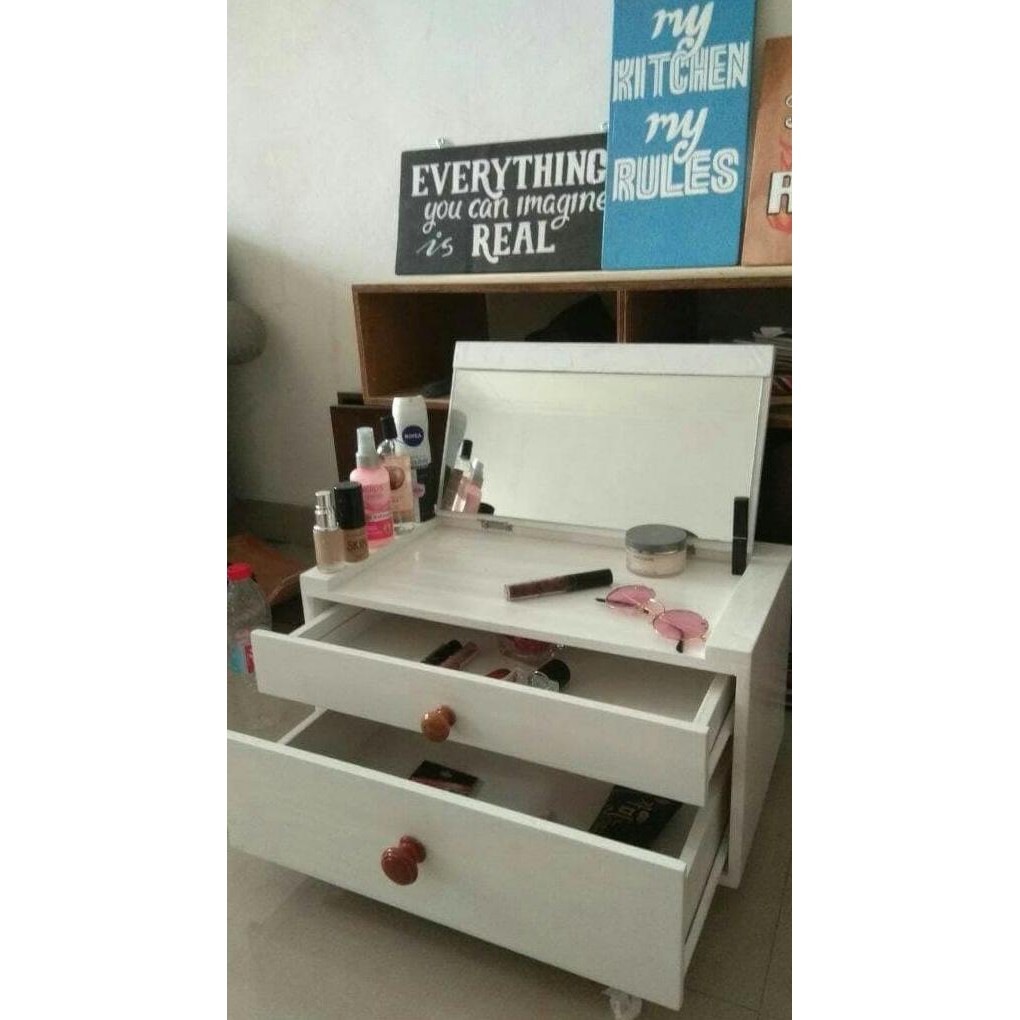 Meja Rias/Meja Make Up/Meja Rias Mini/Kotak Make Up/Meja Make Up Mini Lowienjan24