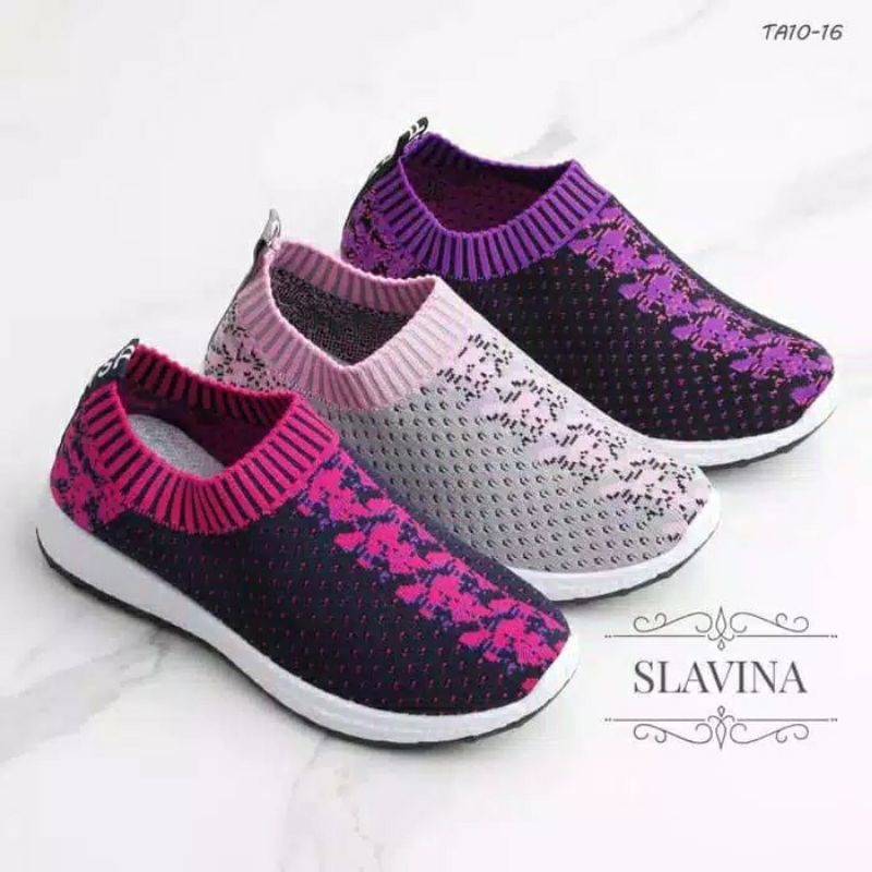 Slip on Wanita Slavina