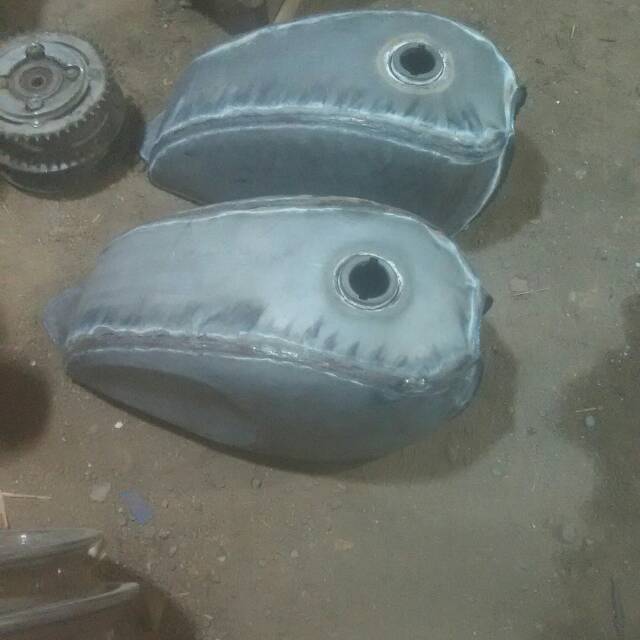 Tangki custom Triumph