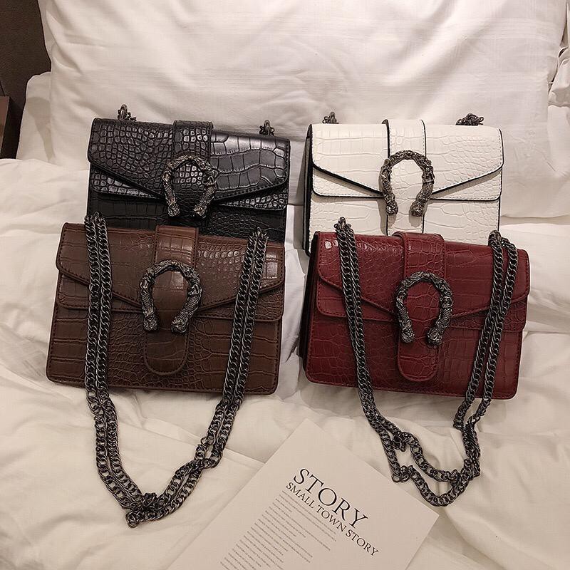 K8996 - BLACK/BROWN/RED/WHITE - TAS SLEMPANG TALI RANTAI IMPORT TAS WANITA FASHION IMPORT MODIS ELEGAN TERMURAH TERLARIS TERBARU BAGSTORE JAKARTA TAS BATAM JT0193 CR7005 VC86732 BQ2656 KPC8996 LT1104 ELJ5067