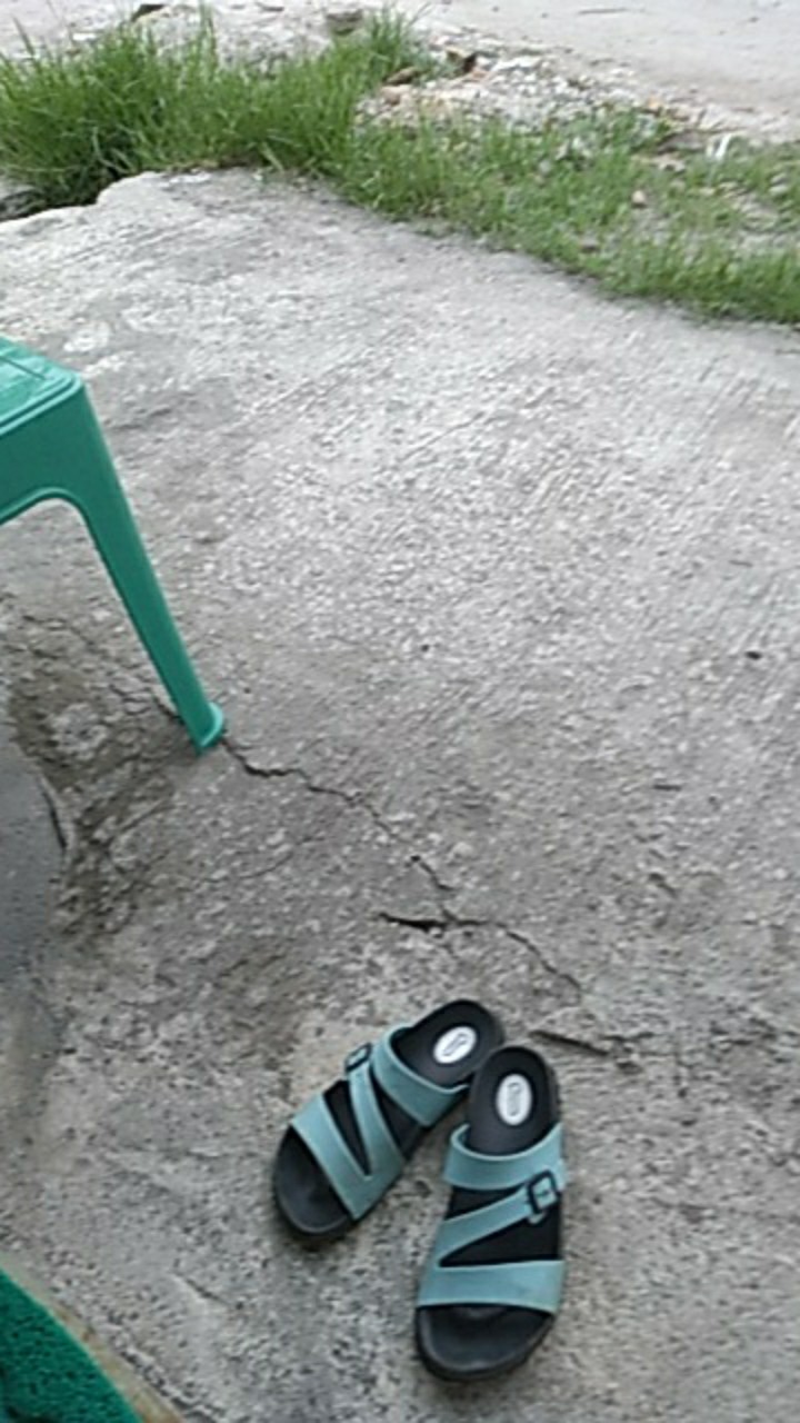 Hanger Abu 1 Pack Isi 6pcs