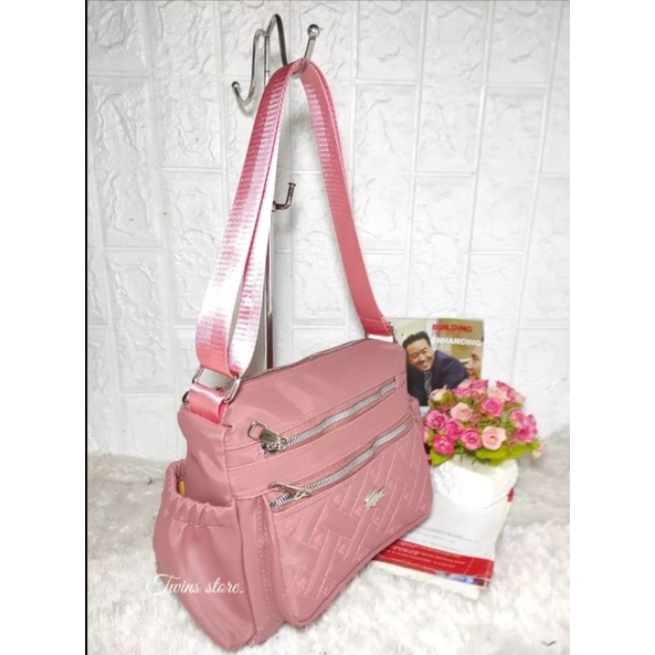 SLEMPANG WANITA KOREAN 3 RESLETING UK:25X27CM