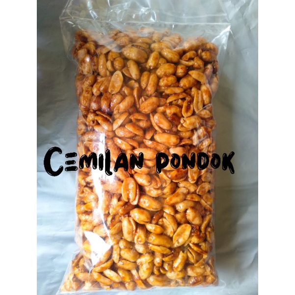 

kacang bawang pedas manis 1kg gurih.dan di press