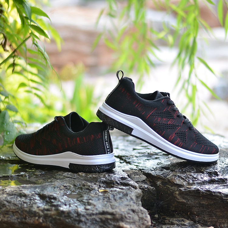 IMPORT SEPATU SNEAKERS PRIA SPORT MOTIF HUJAN !!! - HITAM MERAH