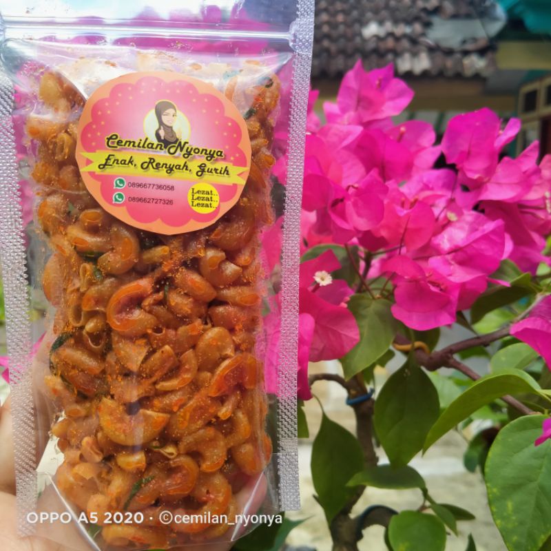 

Cemilan nyonya makaroni