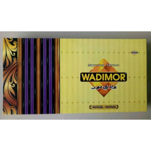 Sarung Wadimor tenun Manik