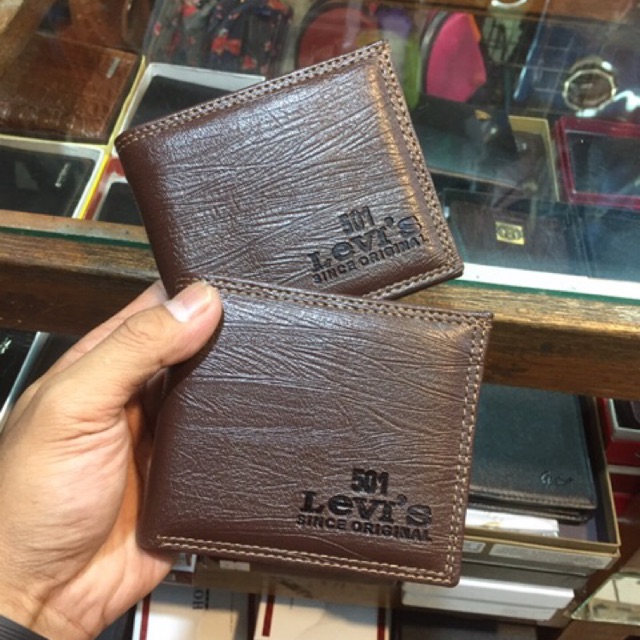 Dompet lipat pria bahan kulit sintesis lokal urat kayu bona #dompet #dompetlipat #dompetpria #dompetcowok #dompetlokal #dompetbagus #menwallet