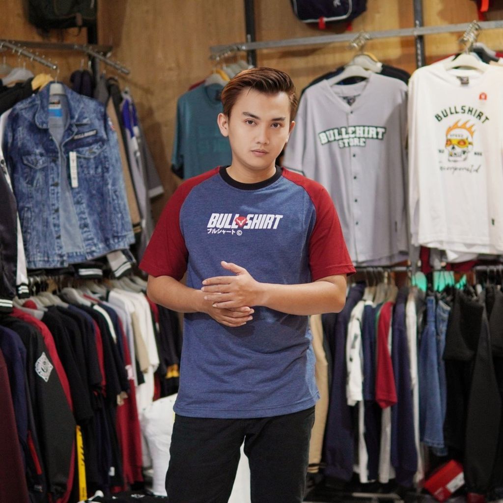 (PREMIUM) BAJU KAOS PRIA / KAOS DISTRO / KAOS REGLAN ORIGINAL BULLSHIRT