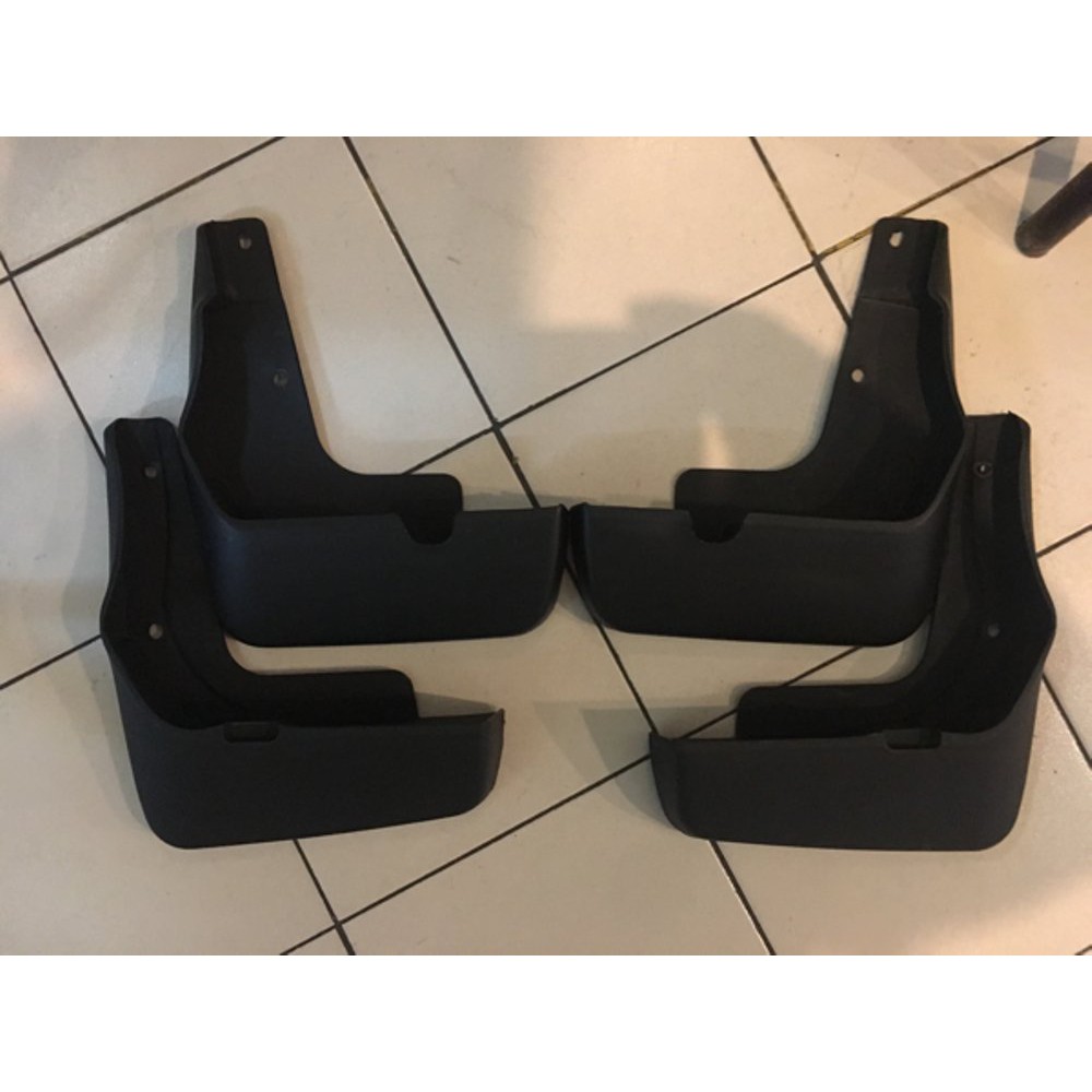 KARPET LUMPUR AVANZA VELOZ