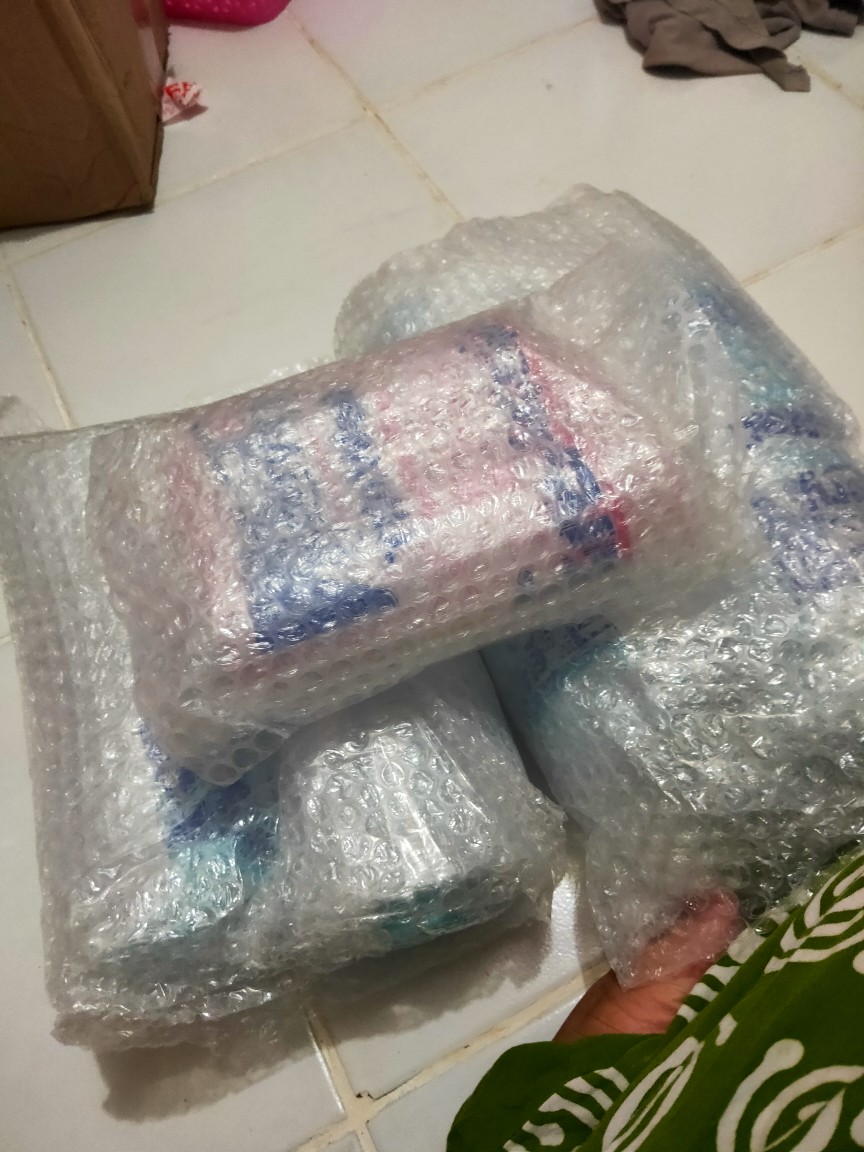 Kotak Makan Plastik / Thinwall / Food Container - Bulat 200ml