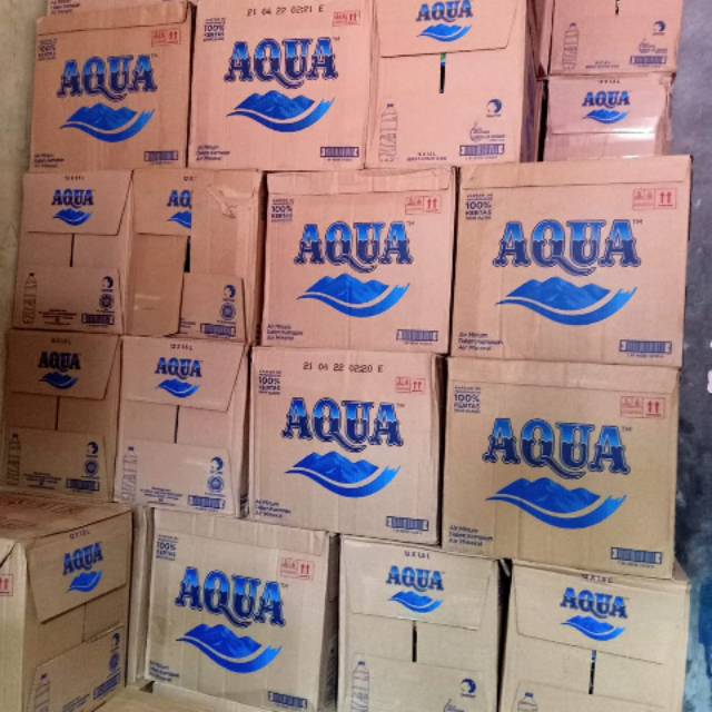 

Aqua 1500 ml per dus isi 12 botol