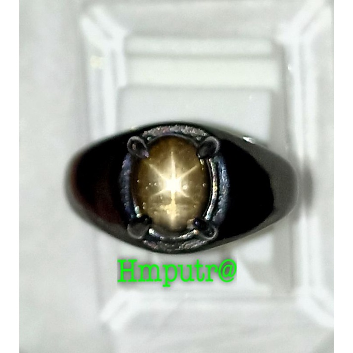 NATURAL BLACK SAPPHIRE STAR