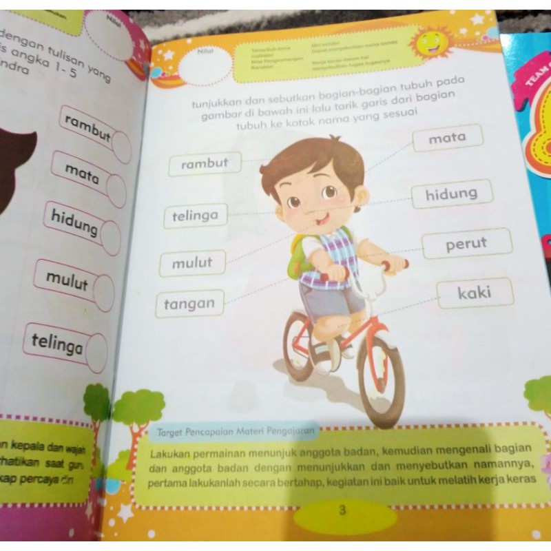 BUKU PAKET ANAK 4-5 TAHUN ISI 2 BUKU ANAK PINTER KREATIF BERBAHASA (21×28cm)