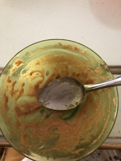 Tempat Telur Ayam Bahan Besi