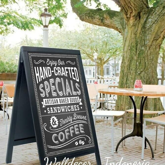 

PAPAN TULIS KAPUR 2 MUKA PAPAN BOARD KAYU PAPAN MENU CAFE DEKORASI PER