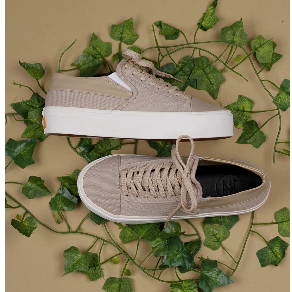 Caramela Cream | 36-40 | Sepatu Sneakers Slip On Simple Wanita Cewek Women Sneaker Slipon Footwear Ori | FORIND x Tragen Fav