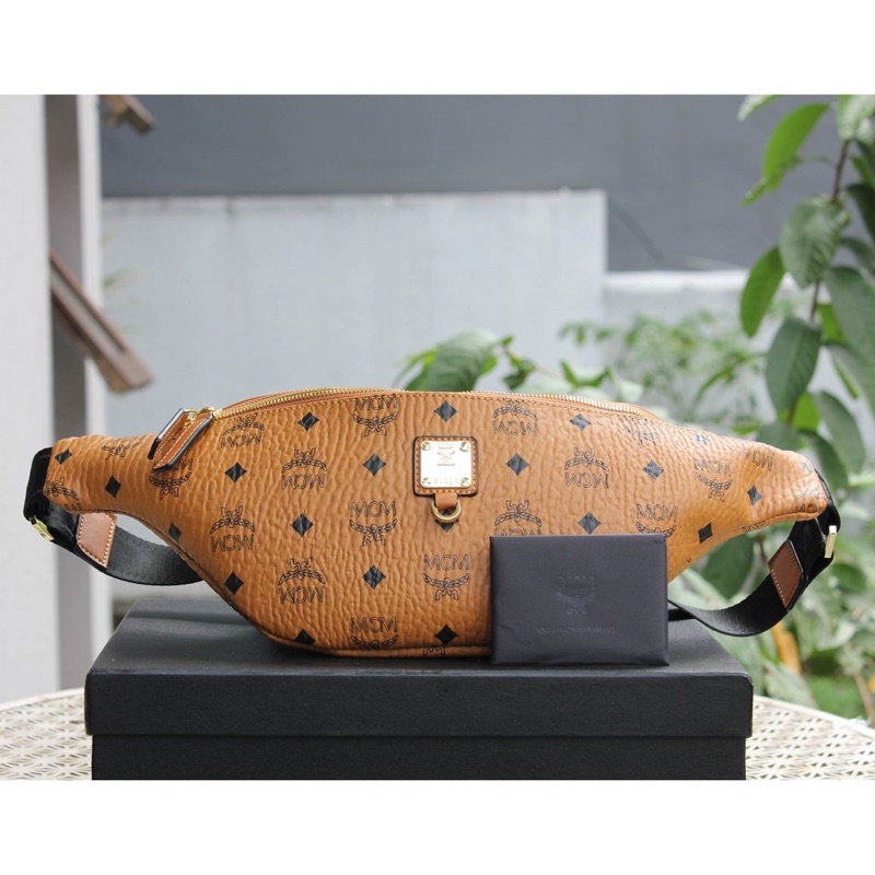 Tas Selempang Dada Pria M*M Fursten Vusetos Authentic