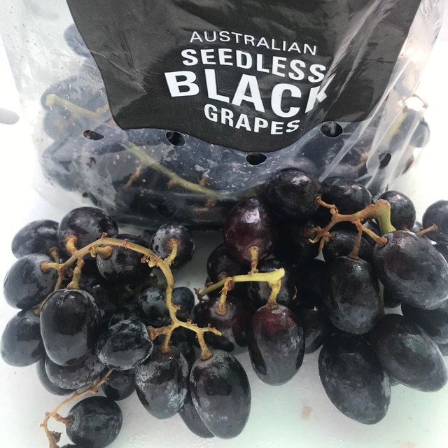 

Anggur Black Autumn