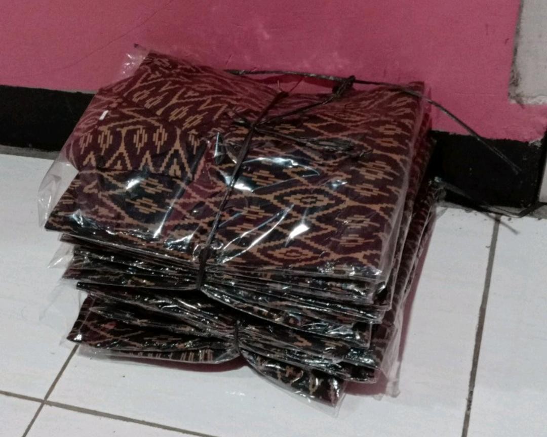 Kemeja Batik Pria Size  M L Xl Xxl Bswart Batik Hrb026 Kenongo Hem Panjang Padi