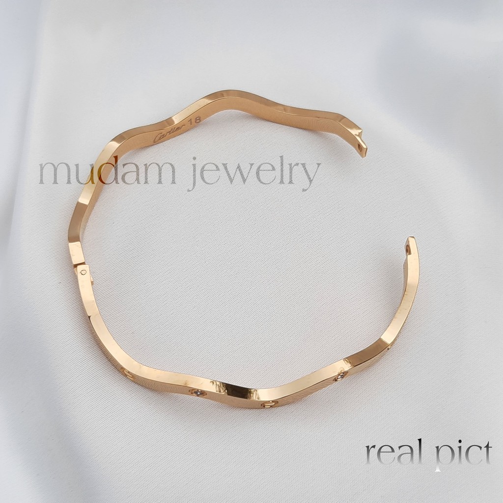 Gelang Bangle Titanium Polos dan Diamonds Model Mines Untuk Wanita dan Pria Bentuk Gelombang